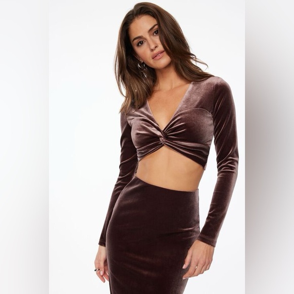 Dynamite Tops - Dynamite Velvet Deep V Brown Long Sleeve Crop Top Size Small